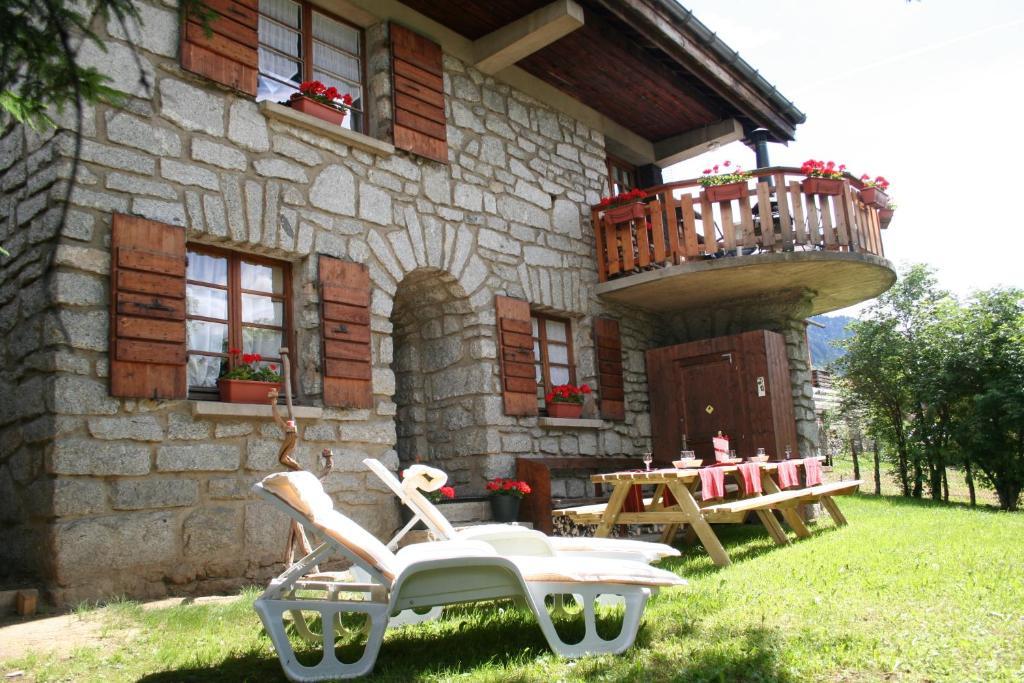 Chalet In Megeve Bed and Breakfast Exterior foto